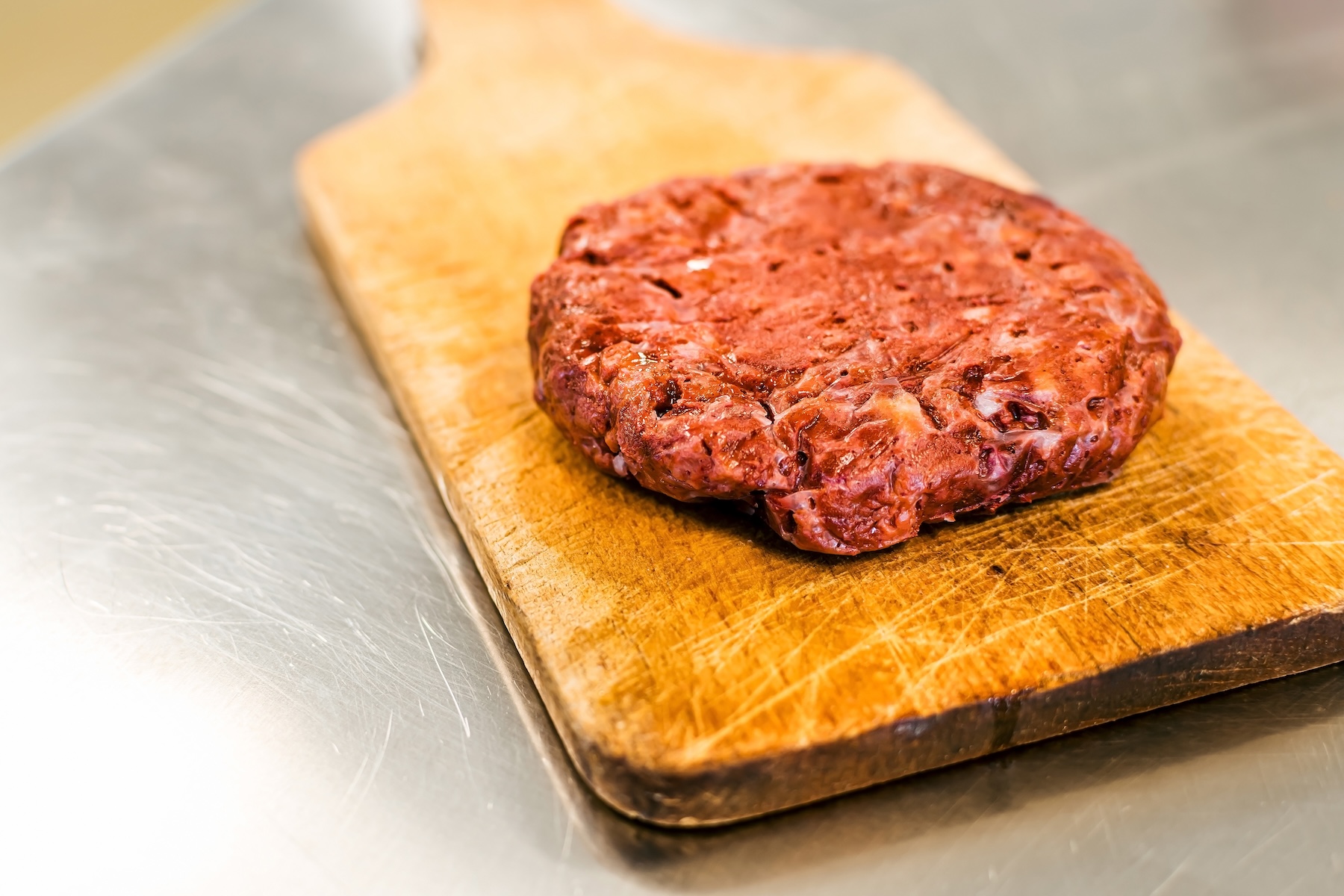 OMNIA co-cultivated biomass used in burger